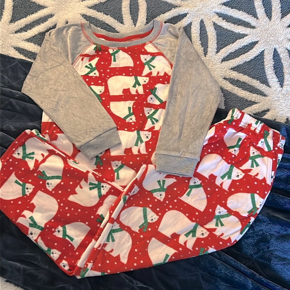 New Unisex Kids’ Plush Velour Holiday 2 Piece Polar Bear Print Pajama Lounge Set